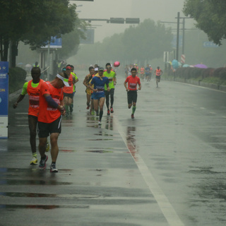 杭州馬拉松15公里By盧誠林